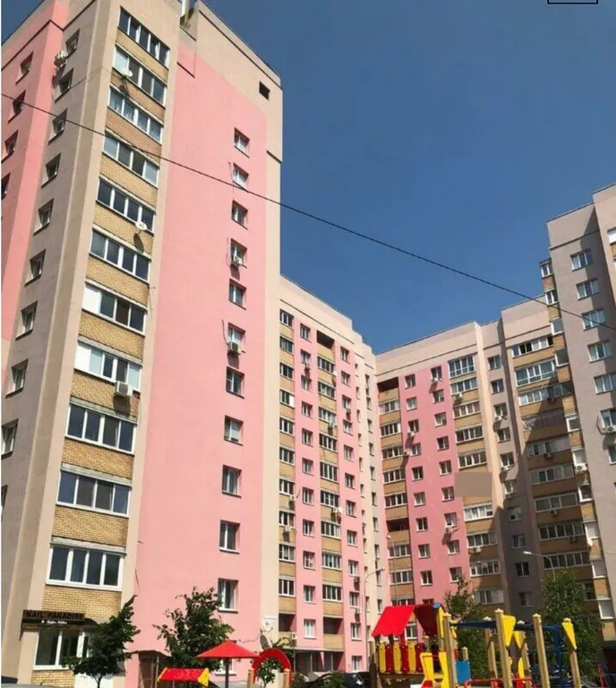 Квартира однокомнатная в Красноглинском, 50 м², Самара — двор, фото 3