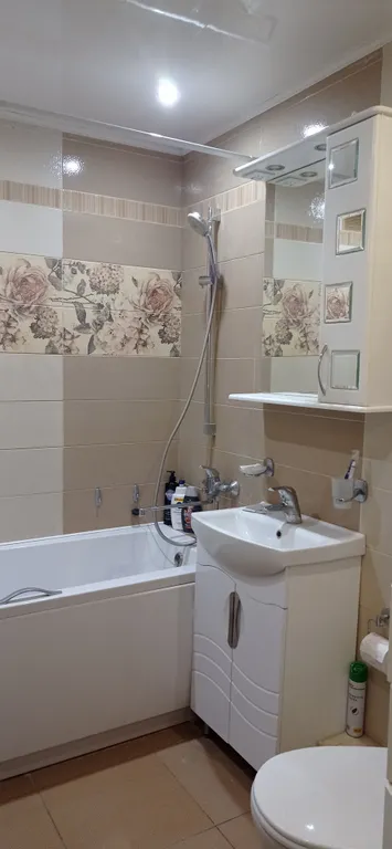 Квартира однокомнатная в Красноглинском, 50 м², Самара — ванная комната