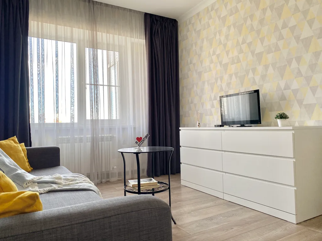 Квартира двухкомнатная на улице Орджоникидзе, 55 м², Ессентуки — фото 10
