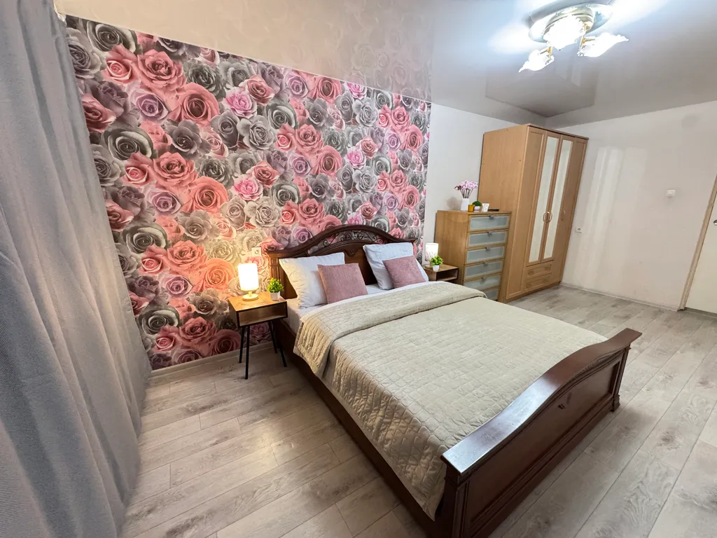 Квартира однокомнатная на улице Мате Залке, 32 м², Чебоксары — спальня, фото 2