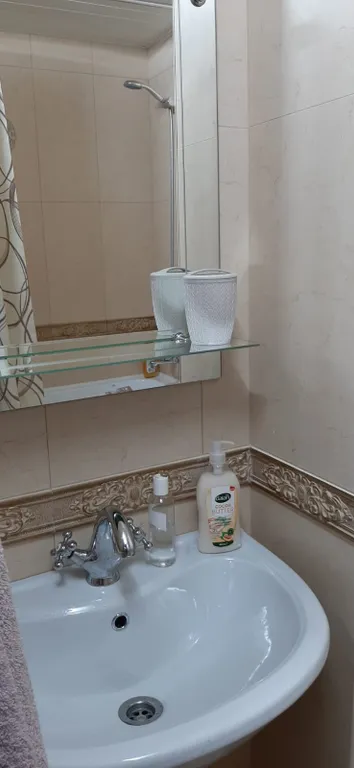 Квартира однокомнатная на проспекте Акулиничева, 40 м², Каспийск — фото 8