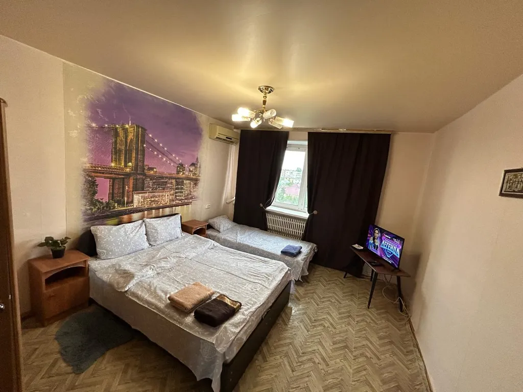 Квартира двухкомнатная в Дзержинском, 49 м², Волгоград — спальня, фото 3