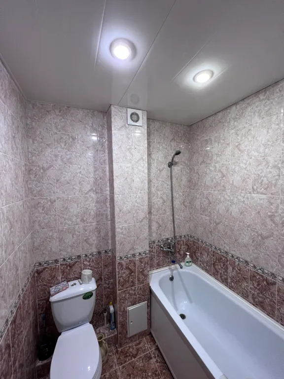 Квартира однокомнатная на улице Октябрьской, 50 м², Каспийск — фото 6