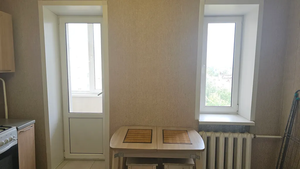 Квартира однокомнатная на улице Новгородской, 30 м², Боровичи — кухня, фото 4