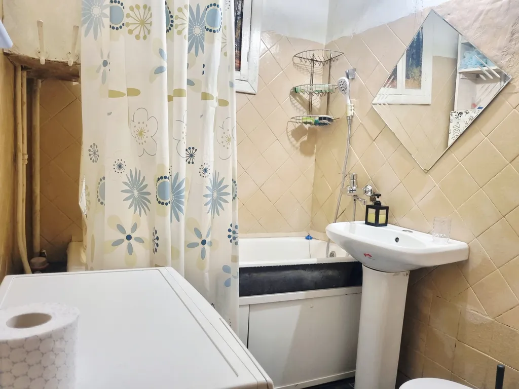 Квартира двухкомнатная на улице Пушкинской, 65 м², Ростов-на-Дону — ванная комната