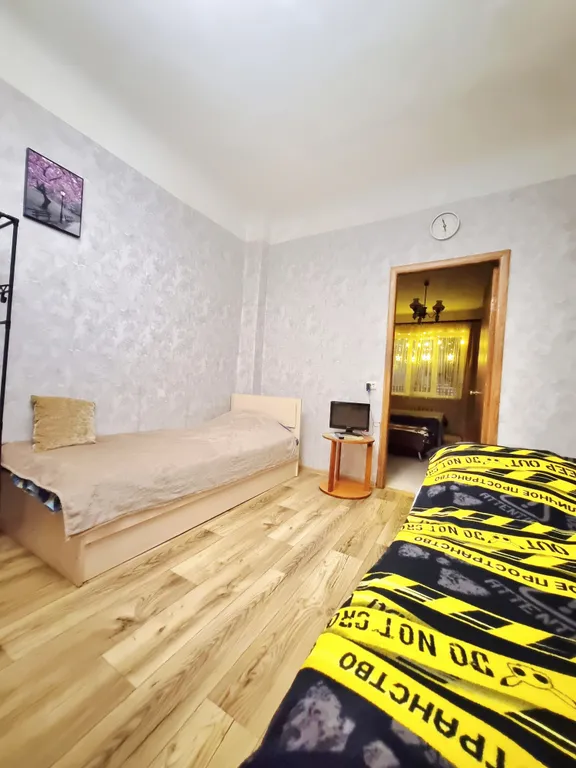 Квартира двухкомнатная на улице Пушкинской, 65 м², Ростов-на-Дону — спальня, фото 4