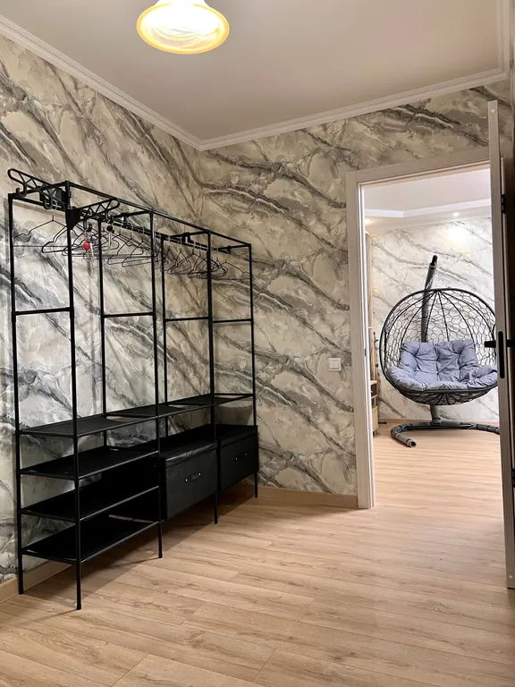 Квартира трёхкомнатная на улице Грибоедова, 61 м², Геленджик — фото 29