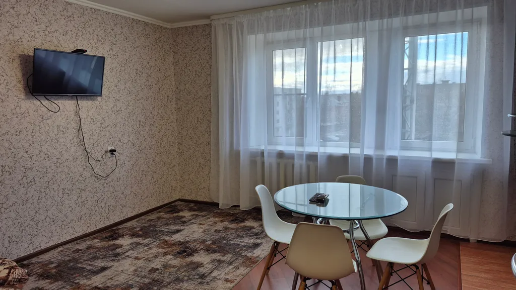 Квартира двухкомнатная на набережной Советской, 58 м², Старая Русса — фото 8