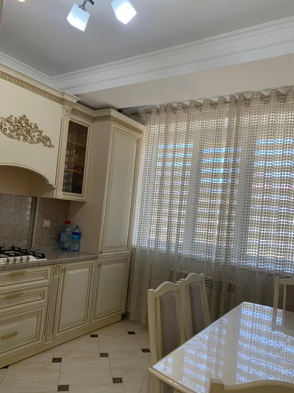 Квартира однокомнатная на улице Ленина, 45 м², Каспийск — фото 3