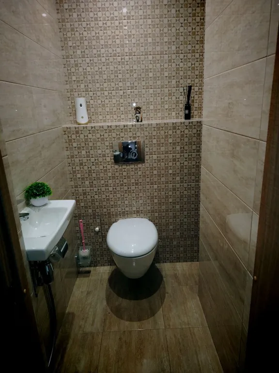 Квартира однокомнатная на улице Радужной, 45 м², Чебоксары — ванная комната, фото 4