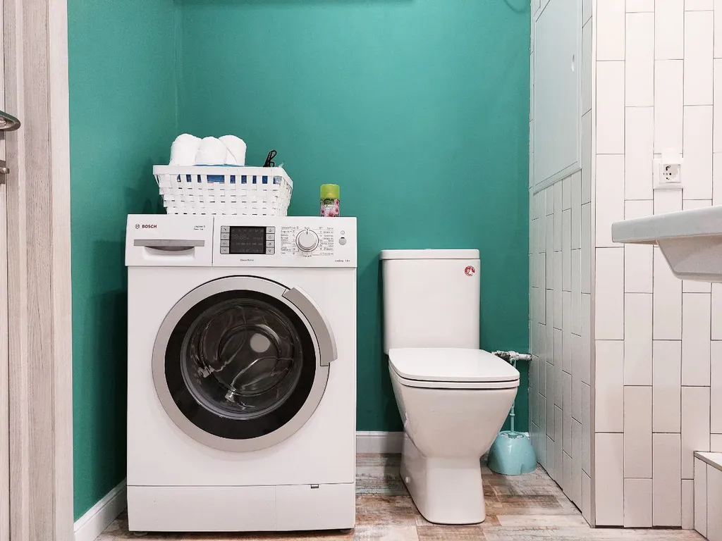 Квартира двухкомнатная на улице Колычева, 36 м², Лобня — ванная комната, фото 3