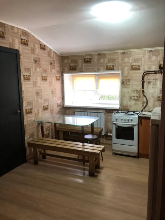 Квартира 4-комн на улице Ефремова, 96 м², Шадринск — кухня, фото 2