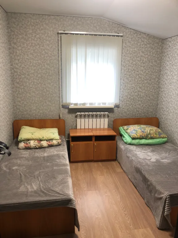 Квартира 4-комн на улице Ефремова, 96 м², Шадринск — спальня, фото 7