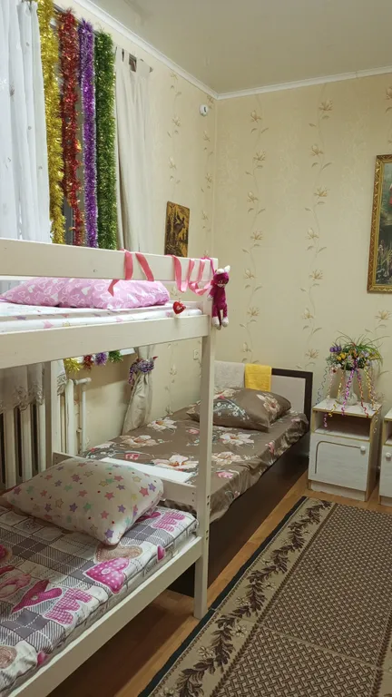 Четырёхместный номер Комната  близ парка Лога и парка Патриот рядом с трассой М-4 1.5км — спальное место