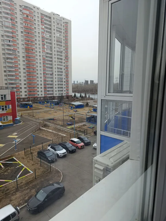 Квартира однокомнатная в Свердловском, 37 м², Красноярск — фото 22