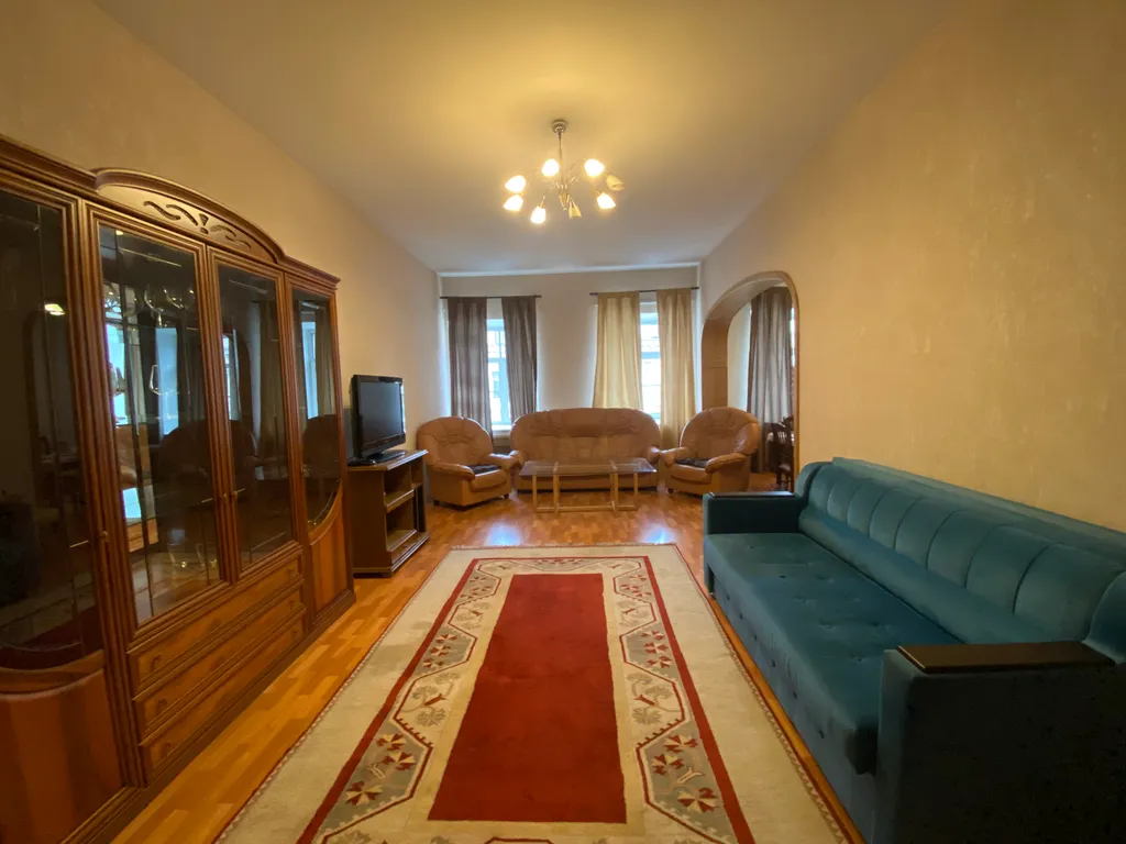 Двухкомнатные апартаменты Corner с видом на Невский проспект