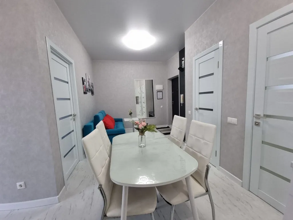 Квартира однокомнатная на улице Тросниковой, 38 м², Сириус — фото 15