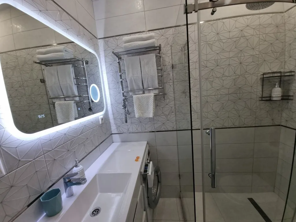 Квартира однокомнатная на улице Тросниковой, 38 м², Сириус — фото 4