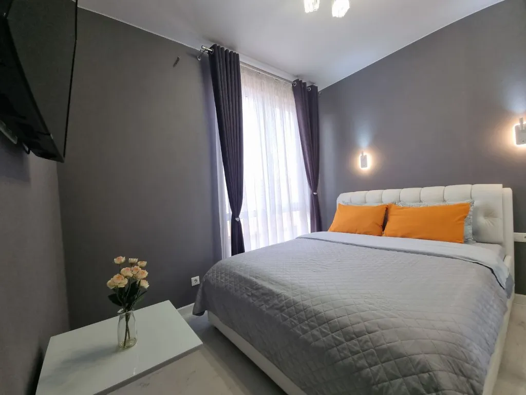 Квартира однокомнатная на улице Тросниковой, 38 м², Сириус — фото 5