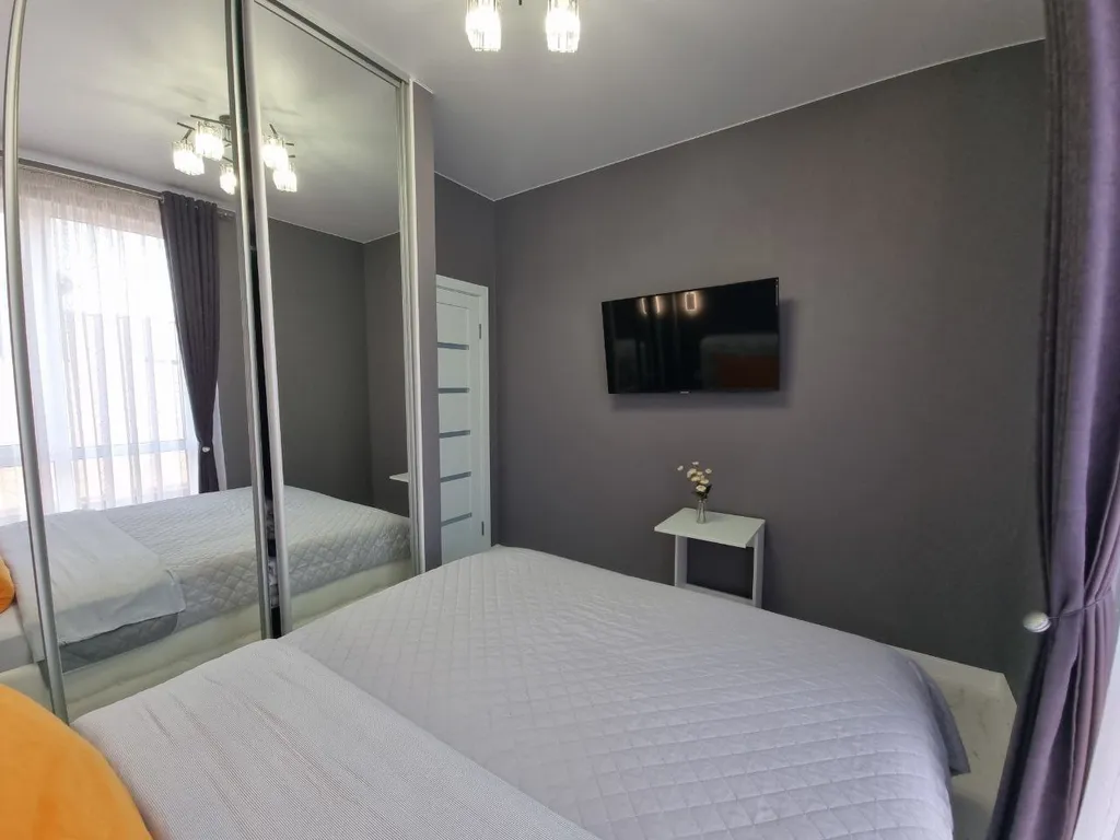 Квартира однокомнатная на улице Тросниковой, 38 м², Сириус — фото 6