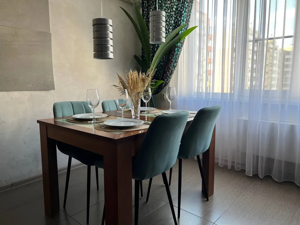 Квартира двухкомнатная на улице Совхозной, 70 м², Краснодар — фото 12