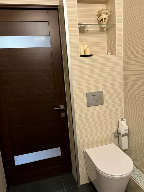 Квартира двухкомнатная на улице Совхозной, 70 м², Краснодар — фото 23