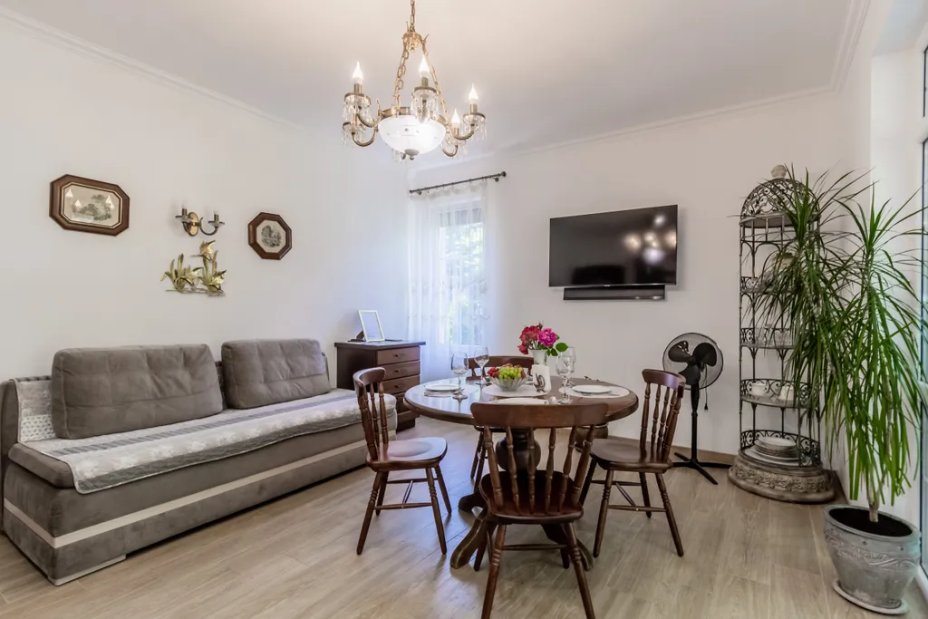 Апартаменты однокомнатные на улице Пионерской, 65 м², Пионерский — фото 13