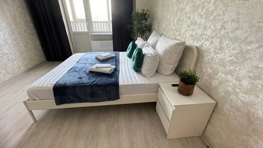 Студия однокомнатная на улице Колычева, 27 м², Лобня — спальня, фото 10