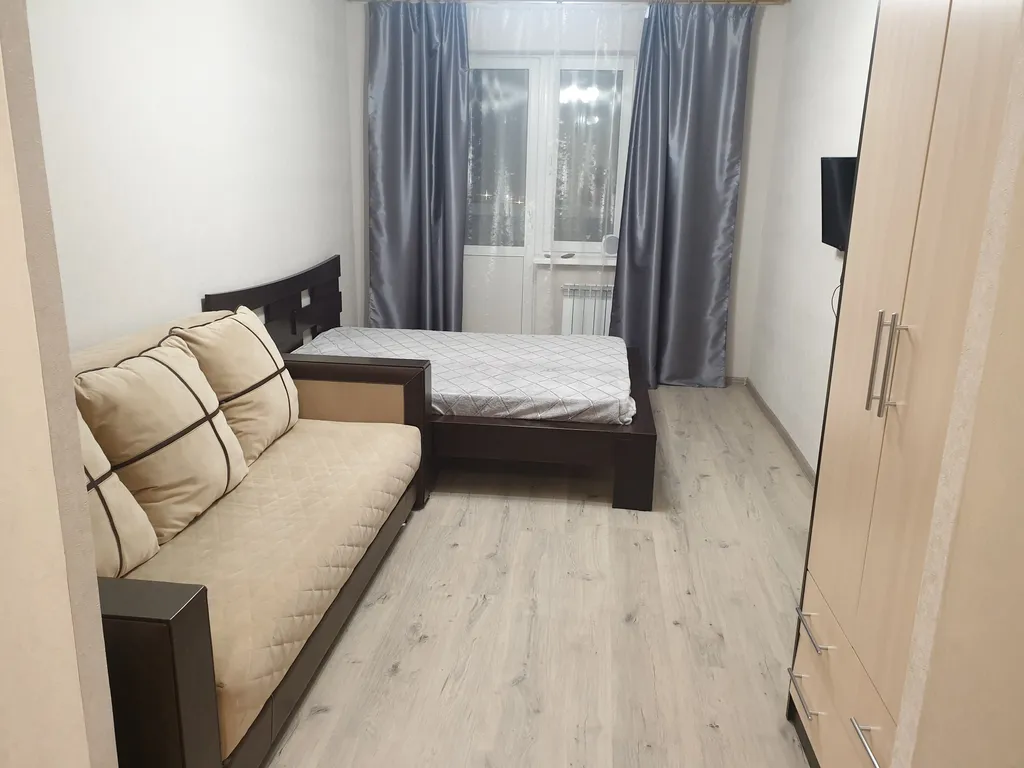 Квартира однокомнатная в Октябрьском, 45 м², Иркутск — фото 13