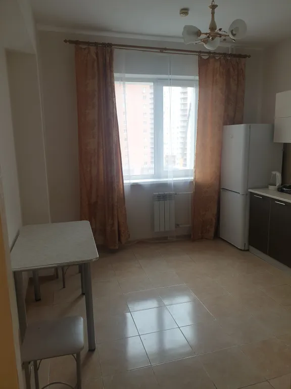 Квартира однокомнатная в Октябрьском, 45 м², Иркутск — фото 4