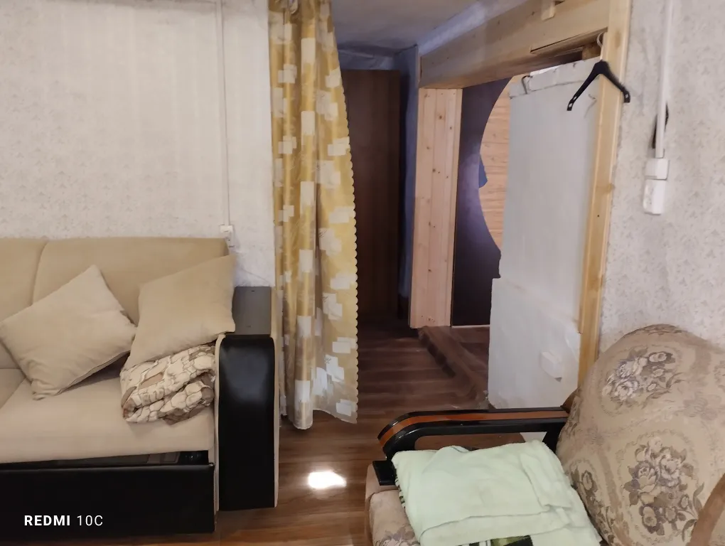 Дом 5-местный на улице Держинского, 50 м², Старая Русса — фото 2