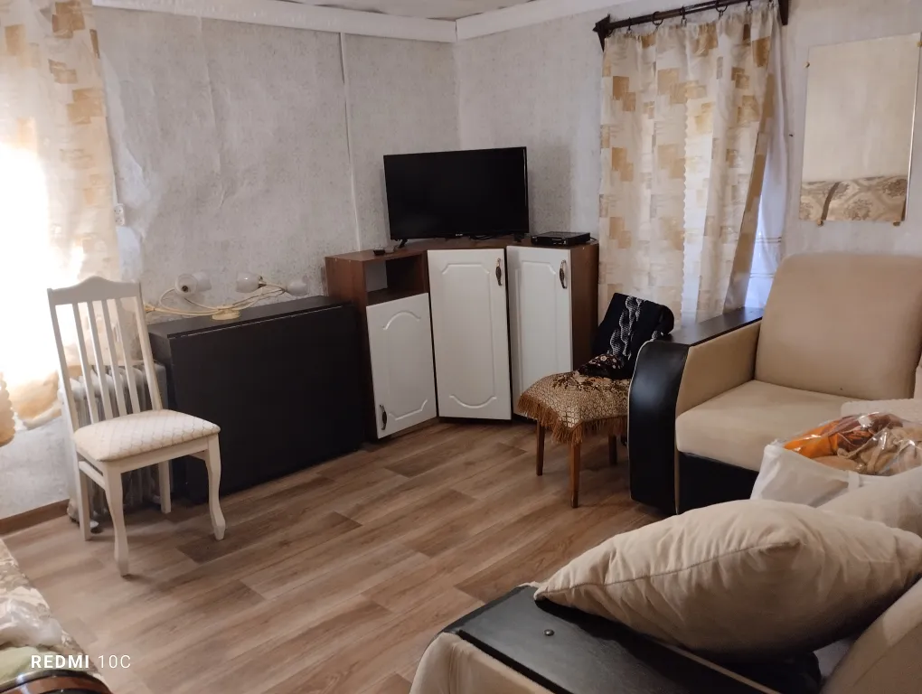 Дом 5-местный на улице Держинского, 50 м², Старая Русса — фото 3