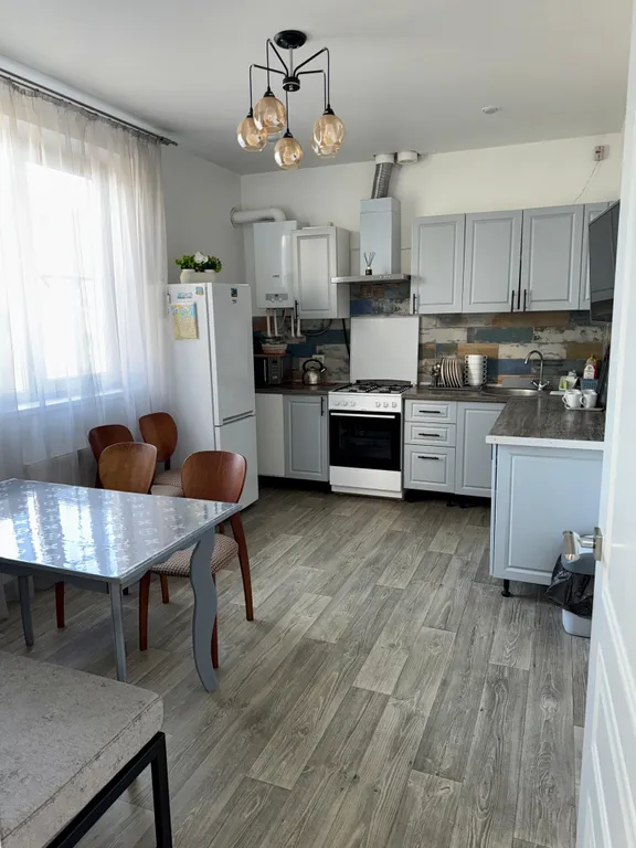 Дом с беседкой для отдыха в частном секторе в городе Анапа