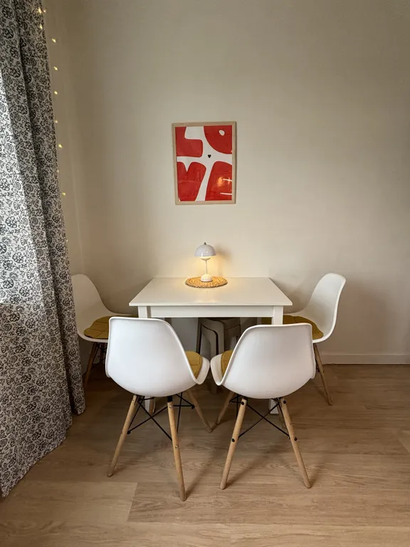 Квартира двухкомнатная на улице Волотовской, 55 м², Великий Новгород — фото 16