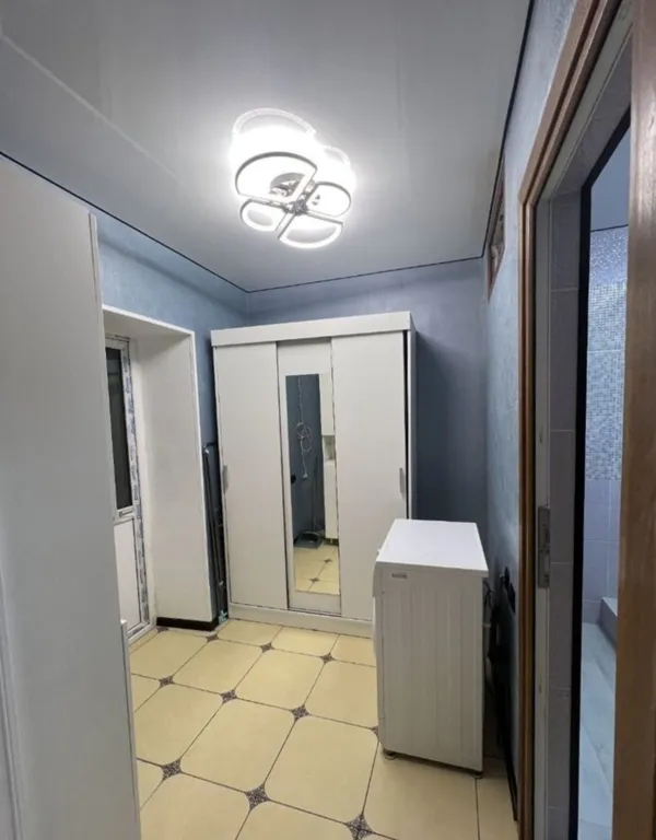 Квартира трёхкомнатная на улице Куйбышева, 70 м², Кисловодск — фото 11