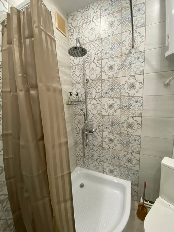 Студия однокомнатная в Ленинском, 20 м², Владивосток — ванная комната, фото 2