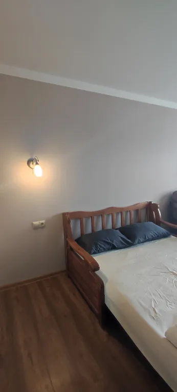 Квартира однокомнатная на улице Чайковского, 35 м², Кисловодск — спальня, фото 5