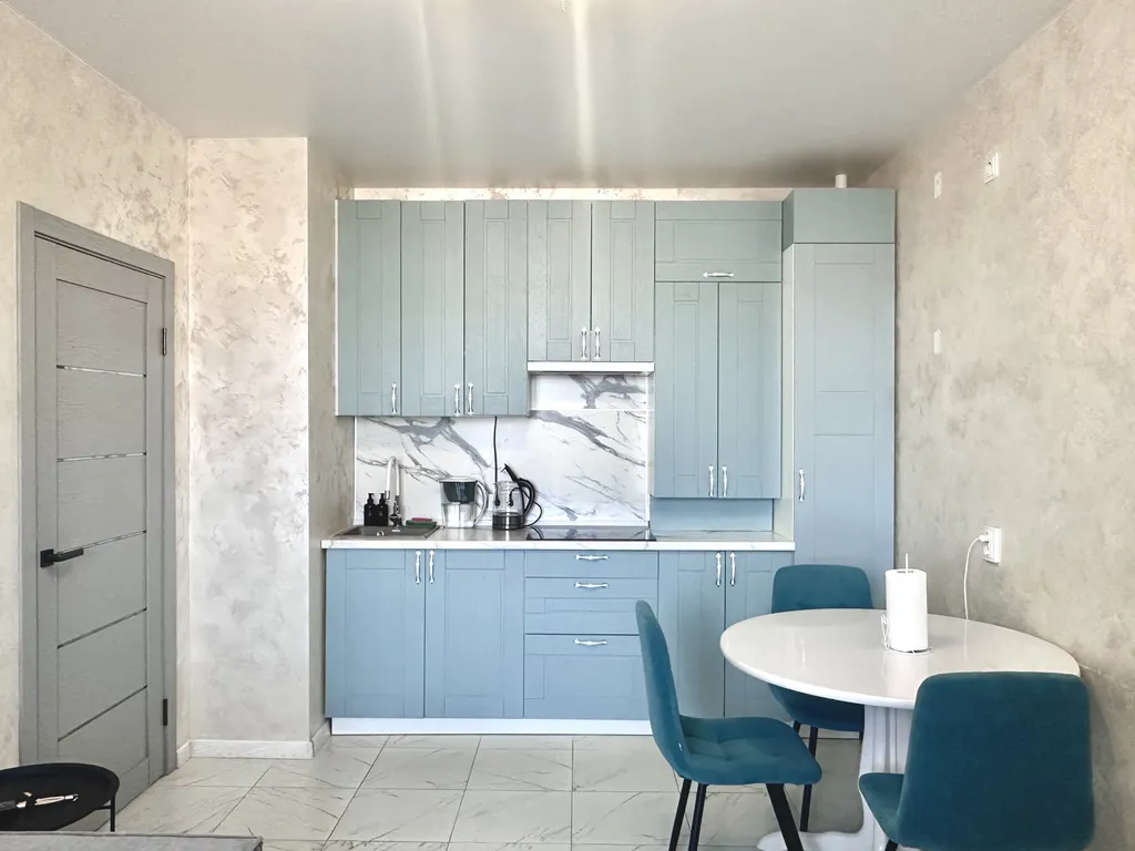 Квартира однокомнатная на улице Быстрецкой, 40 м², Рязань — кухня