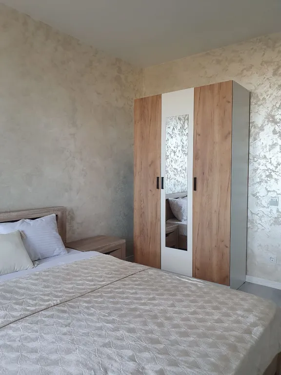Квартира однокомнатная на улице Быстрецкой, 40 м², Рязань — спальня, фото 4