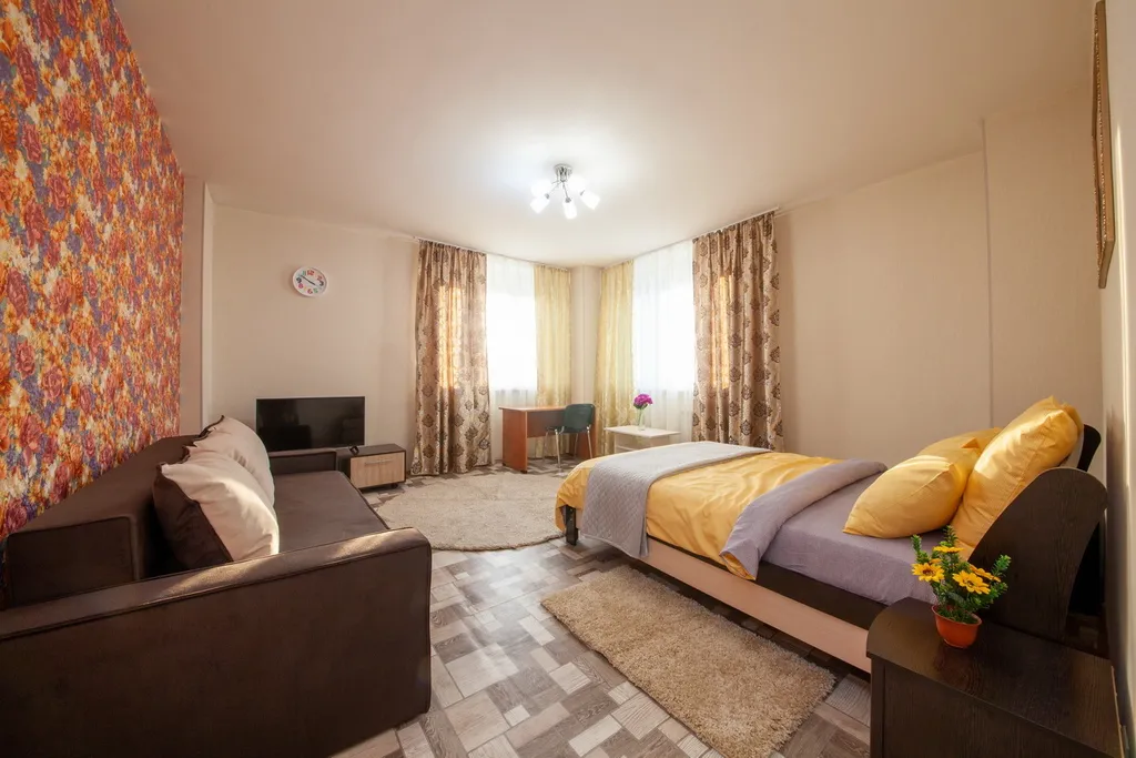 Квартира двухкомнатная в Советском, 66 м², Красноярск — спальня, фото 5