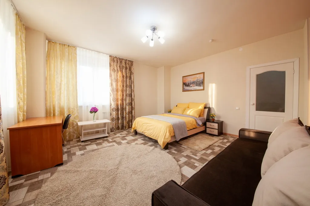 Квартира двухкомнатная в Советском, 66 м², Красноярск — спальня, фото 4
