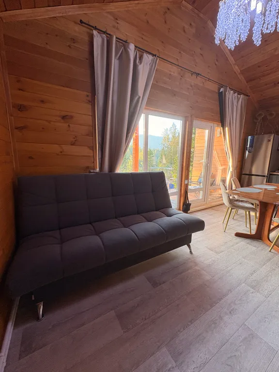 Дом 7-местный на улице Славянской, 70 м², Шерегеш — спальня, фото 4