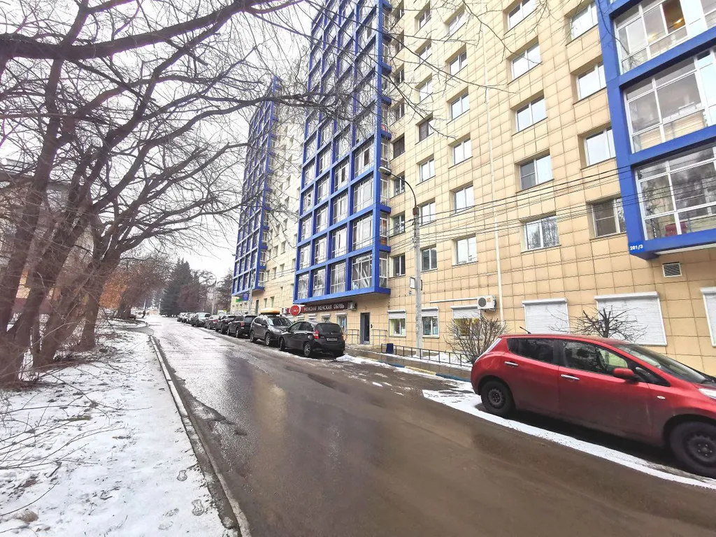 Студия однокомнатная в Свердловском, 40 м², Иркутск — двор