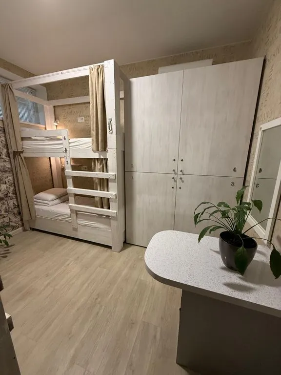 Многоместный женский номер кровать в 4-местном — ДеАрт