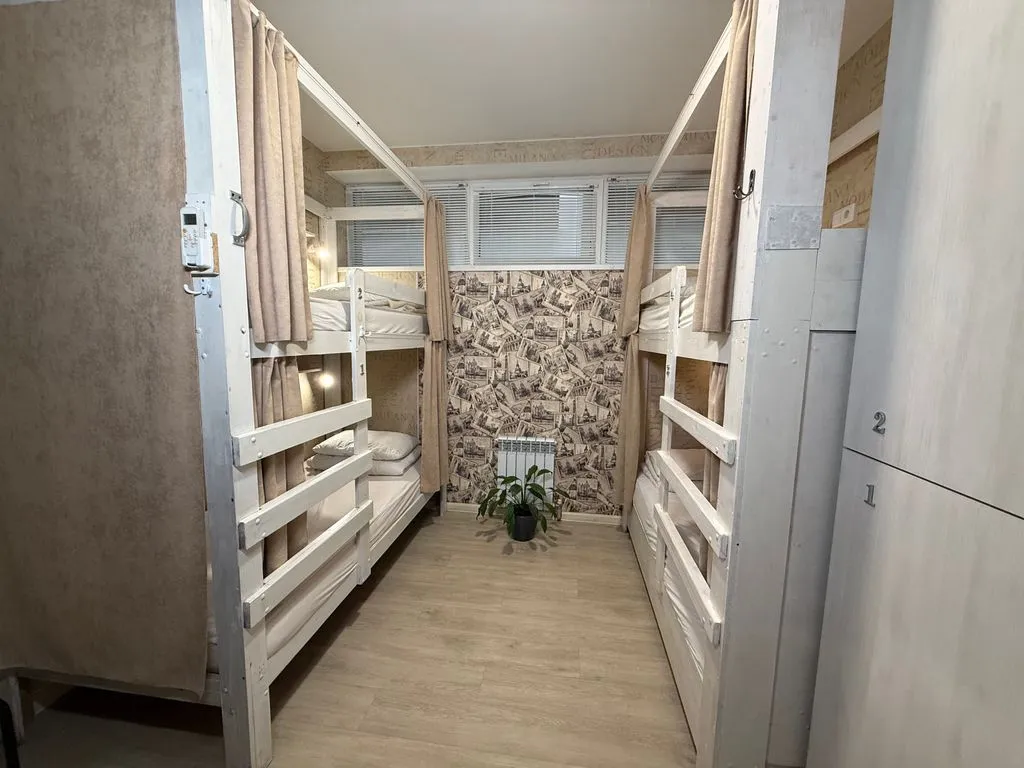 Многоместный женский номер кровать в 4-местном — ДеАрт — фото 2