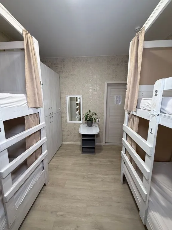 Многоместный женский номер кровать в 4-местном — ДеАрт — фото 4