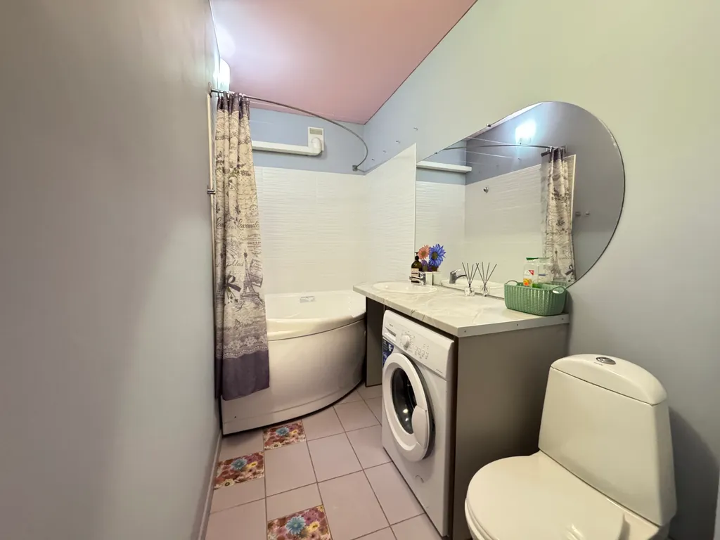 Квартира однокомнатная на улице Московском Тракте, 42 м², Тюмень — ванная комната
