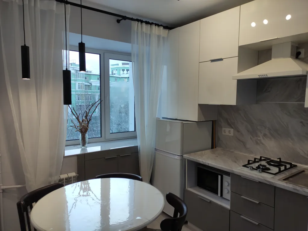 Квартира однокомнатная у Кремлёвской, в Вахитовском, 31 м², Казань — кухня, фото 2