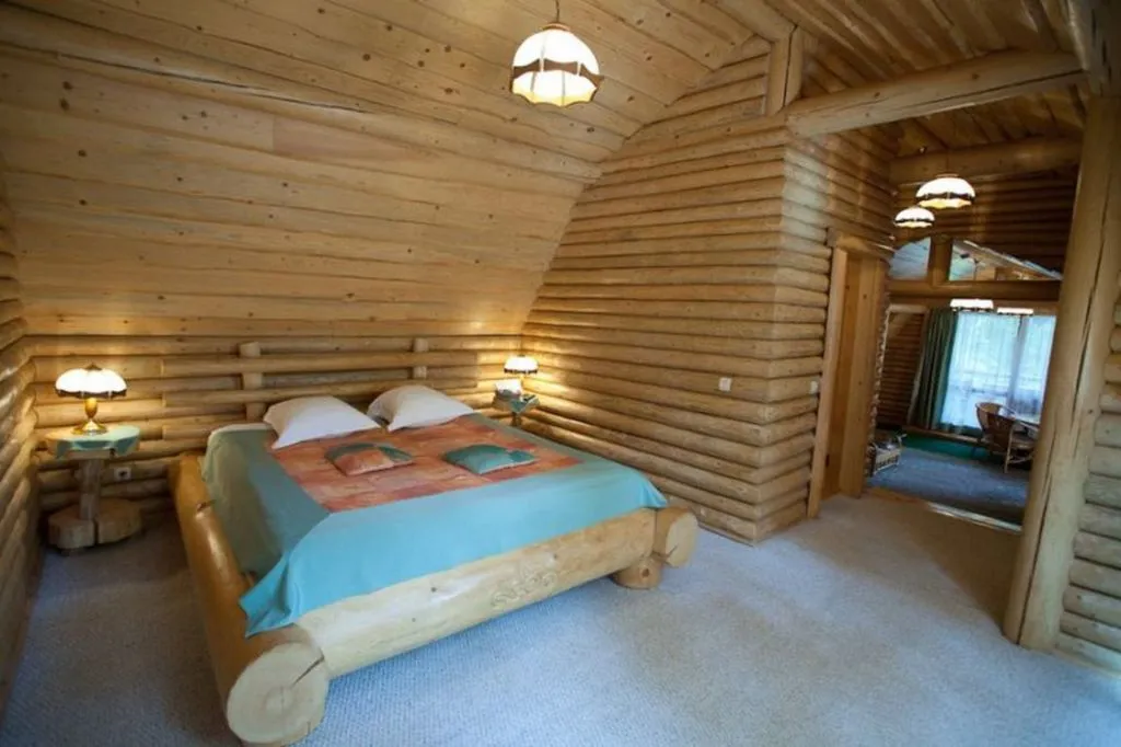 Двухместный номер с 1 кроватью № 5 Люкс большой