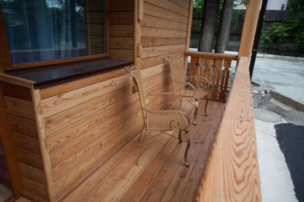 Двухместный номер с 1 кроватью № 6 Полу-люкс тиковый